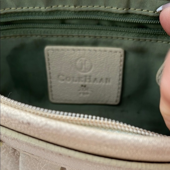 Cole Haan shoulder bag EUC - Picture 5 of 5